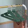 Perchas antideslizantes recubiertas por inmersión perchas para ropa del hogar perchas de metal que no dejan marca soportes para ropa de adulto de hierro forjado venta al por mayor de fábrica envío directo