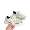 Sapatos de Pão de Solado Grosso Feios Fofos Femininos Estudante do Ensino Fundamental 2026 Outono Novo Ins Nicho Original Tênis de Plataforma Estudante Sapatos Brancos