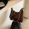 Bolso de Cadena Estilo Chanel con Patrón de Rombo de Lujo Ligero, Nuevo Bolso de Hombro de Moda de Nicho para Commuter, Bolso Cruzado Elegante de Gran Capacidad