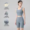 Conjunto de Roupa de Yoga de Verão Absorvente de Suor à Prova de Choque Secagem Rápida Ombro Largo Roupa Íntima Capris Respirável Conjunto Esportivo Justo