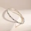 Pulsera con cierre de trébol de cuatro hojas incrustado de circonita en cobre para mujer, pulsera fina de anillo vintage exquisita con microincrustaciones de trébol de la suerte, pulsera de celebridad de internet de lujo ligero