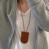 Collar de cuello con forma cóncava para mujer otoño e invierno pu cuero vintage colgante bolsa de llave caliente llavero de cuero vintage