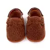 Otoño e invierno 2023 Zapatos nuevos para bebé y niño pequeño Zapatos de moda de felpa para bebé Zapatos para bebé de 0 a 1 año Venta al por mayor BNB3132