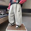 Q023 Calças de Outono para Meninos Novo Estilo Coreano Moda Jogger Calças de Moletom Primavera e Outono Calças Longas Esportivas para Meninos
