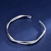 Diseño nicho y pulsera retorcida abierta Mobius estilo frío ins anillo de lujo ligero enrollado de moda de alta gama
