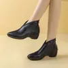 Botines estilo V para mujer, nueva colección otoño 2026, con detalle de trenzado, tacón grueso, suela suave, diseño versátil y cierre de cremallera en la parte trasera, perfectos para mamás