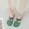 Zapatillas de media caña Baotou para mujer, novedad primavera 2024, casual, para madre, zapatos de mujer, zapatos planos para mujer