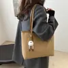 Bolso Bandolera Tote Retro de Lujo de Aspecto Elevado Accesible para Mujer Invierno 2025 Nuevo Bolso de Hombro de Gran Capacidad de Moda Versátil Bolso de Axila