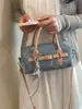 Bolsa Boston Feminina 2026 Novo Estilo Estilo Coreano Bolsa de Mão de Nicho Bolsa Jeans Estilosa Para Trabalho Deslocamento Bolsa de Ombro Único Transversal