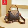 Bolsa Saco Banimeizi Bolsa de Mão Feminina Bolsa de Ombro Bolsa Transversal Fashion Bolsa Pequena com Acabamento de Luxo para Negócios e Dia a Dia