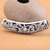 La fuente de productos de plata de ley fábrica bienes plata tailandesa joyería hecha a mano plata 990 colgante de codo de flor hueca para mujer