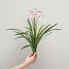 Flores artificiales de tonos morados, una mezcla de morado Monet y rosa, para ramos de boda, decoraciones de salones de boda y textiles suaves en casas de huéspedes.; Arreglos florales y paisajismo al por mayor