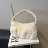 2025 Nuevo Bolso de Axila Trenzado Transfronterizo Bolso de Mano Bolso de Hombro de Felpa Bolso de Moda Versátil para Otoño e Invierno para Mujer