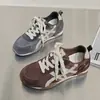 Populares zapatillas de entrenamiento alemanas retro con plataforma gruesa para aumentar la altura para mujer, nuevo modelo otoño 2026, zapatillas deportivas casuales transpirables y versátiles para mujer