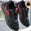Zapatos de Hombre con Suela Blanda Resistentes al Desgaste Primavera y Verano 2026 Zapatos Casuales de Cuero para Hombre Zapatos Impermeables Resistentes a las Manchas Zapatos Deportivos Cómodos Ligeros para Hombre