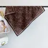 Lenço Quadrado Pequeno Floral Artístico e Fresco Estilo Japonês para Mulheres, Novo Versátil Decorativo para Pescoço Primavera/Verão 2026