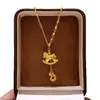 Nuevo Collar con Colgante de Caballo Hielo Triturado Amarillo Elegante Estilo Chino para Mujer, Nuevo Modelo 2026, Cadena Clavicular para Suéter Moneda de Cobre
