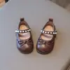 Zapatos de Princesa para Niñas 2026 Primavera y Otoño Nuevos Zapatos de Cuero para Niños Pequeños, Zapatos Planos de Perla con Suela Suave