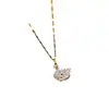 [Acero de titanio] cadena de clavícula de moda cisne frío collar femenino coreano simple personalidad de estudiante colgante de cuello con diamantes completos