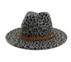 Chapéu de Jazz de Lã Estilo Britânico com Estampa de Leopardo para Outono e Inverno para Homens e Mulheres Chapéu de Aba Larga Europeu e Americano Chapéu Fashion de Aba Larga e Aba Reta