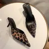 Mules de Punta para Mujer 2026 Versión Coreana para Uso en Exteriores, Moda Europea y Americana Ante Mocasines Elegantes Tacón Fino Punta Cerrada Mules de Tacón Alto