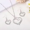 Conjuntos de Joias Populares Europeus e Americanos, Acessórios para Jantar de Casamento e Vestido de Noiva, Brincos e Colares em Formato de Coração Duplo cravejados com Diamantes
