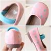 Estilo Novo Primavera e Outono 2026 Sapatilhas de Bico Raso Sapatos Pequenos de Couro Versão Coreana Sapatos de Bolinhas para Meninas Sapatos de Princesa para Bebês