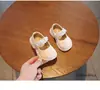 Novos Sapatos Individuais Brilhantes Super Macios e Fofos de Princesa para Bebês de 1-3 Anos com Lantejoulas Brilhantes, Bico Redondo, Sola Macia, Abertura Rasa e Adequados para Aprender a Andar