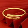 Pulsera Abierta con Diseño de Nube Chapada en Oro para Mujer, Moda Vintage con un Toque de Lujo, Pulsera Ajustable de Anillo Sólido de Imitación Oro