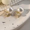 Pendientes de perlas de mariposa con diseño de nicho, de alta calidad, de temperamento simple, ligeros, de lujo, para otoño e invierno, pendientes delanteros y traseros.