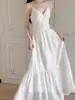 Vestido de Alta Costura Off-White para Mulheres, Novo Estilo Verão 2026, Vestido de Alcinha Estilo Resort Emagrecedor, Vestido Longo para Mulheres