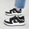 Otoño 2026 Zapatos Deportivos Casuales Blancos de Suela Gruesa de Venta Caliente para Mujer ins Nicho Versátiles Zapatos de Plataforma para Correr H5002