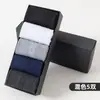 Meias Embaladas para Presente Masculinas Primavera Outono Inverno Casual de Negócios Meias de Algodão Absorventes Respiráveis Clássicas Flor Escura Meias Masculinas de Cano Médio