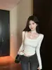 Camiseta Blanca de Encaje Puro con Empalme, Cuello Halter, Manga Larga, para Mujer, Otoño, Corte Delgado, Top Básico 'Hot Girl'