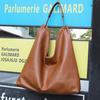 2025 Nueva Bolso Tote Popular de Cuero de Vaca Curtido Vegetal Gran Capacidad Texturizado Versátil para Hombro Debajo del Brazo Bolso de Viaje