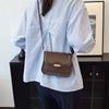 Bolsos de Mujer 2025 Nuevo Moderno y Elegante Moda Retro Elegante Diseño Nicho Bolso Bandolera Bolso de Mano Tipo Silla de Montar