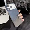 Capa Meia Embalagem PC Ultrafina Adequada para Celular Iphone17 Padrão Fibra de Carbono Kevlar Capa Protetora Sem Bordas Apple 16