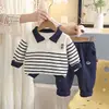 Conjunto de Roupa de Outono para Meninos 2026 Novo Estiloso Bebê Outono Gola Alta Meio Zíper Manga Longa Duas Peças Roupa Infantil