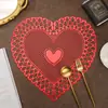 Jogos Americanos de PVC Temáticos de Amor para o Dia dos Namorados Mais Vendidos no Exterior, Estilo Ins, Toque de Luxo Leve de Alta Qualidade, Resistente ao Calor, Impermeável, Antiderrapante