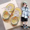 Zapatos Deportivos Casuales para Niños 2026 Modelo Nuevo de Primavera Versátiles Simples para Niñas Zapatos Forrest Gump Suela Suave Antideslizantes para Niños