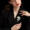Broche Creativo de Margarita y Girasol Incrustado de Diamantes para Mujer, Pin de Ramillete de Lujo de Gama Alta, Accesorios Decorativos para Ropa y Bolsos
