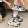 Zapatillas de entrenamiento alemanas de color block retro para mujer, nuevo modelo 2026, suela gruesa, que aumentan la altura, cómodas, versátiles, zapatillas deportivas casual, zapatillas de papá de moda
