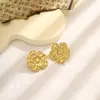Pendientes Retro de Rayas Verticales Estilo Europeo y Americano Estilo Lujo Ligero Acero Inoxidable Corazón Hueco Pendientes de Mariposa Pendientes de Nicho para Mujer