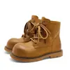 Botines cortos de piel de vaca de primera capa para mujer, novedad otoño 2026 estilo francés con tacón grueso y suela gruesa, botas de motorista estilo callejero geniales y elegantes.