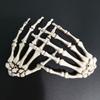 Mão de Fantasma de Halloween Adereços de Decoração de Terror Garra de Mão de Esqueleto Estrutura Óssea Enfeites Pendurados Brinquedo de Plástico Garras Venda por Atacado