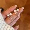 Sinal de Batimento Cardíaco Laço de Diamante Cintilante Brincos de Coração Studs de Coração Rosa Pêssego Brincos Doces e Elegantes em Formato de Coração