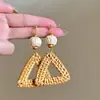 Pendientes Colgantes Tejidos de Aguja Plateada Estilo Festivo 2025 Moda Más Vendidos Pendientes Nicho Lujo Ligero Pendientes de Gama Alta Venta al por Mayor