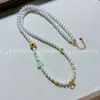 Collar de Perlas de Concha Dorada Arena Estilo Chino Antiguo Cadena Versátil Ruyi de Alta Gama para Mujer 6 mm de Largo 60 cm