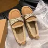 2026 Sapatos Femininos Baixos de Couro Macio Francês 2026 Outono Novo Estilo Estilo Suave Sapatos Birkenstock Mocassins
