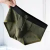 Roupa Íntima Masculina Triângulo de Seda Gelada para Esportes Noturnos, Cintura Média, Tamanho Grande, Cor Sólida, Texturizada, U-Convexo, Secagem Rápida, Respirável, Atacado e Dropshipping
